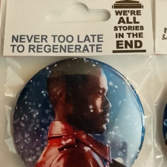 8 BIG BUTTONS! The 15th DOCTOR WHO, 2 1/4" / 58mm BUTTONS, Ncuti Gatwa - Picture 6 of 10